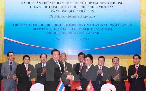 Митинг, посвященный 40-летию со дня установления дипотношений между Вьетнамом и Таиландом