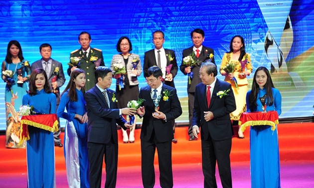 Вьетнамские предприятия должны повысить авангардную роль на рынке