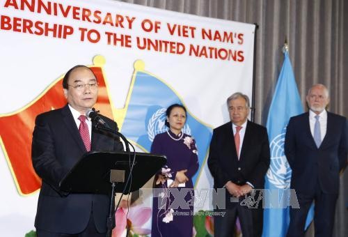 Нгуен Суан Фук провел переговоры с генсеком ООН Антониу Гутеррешем 