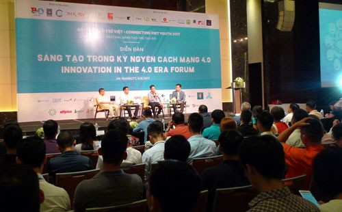В Ханое прошел молодежный форум «Креативность в эру четвертой промышленной революции»