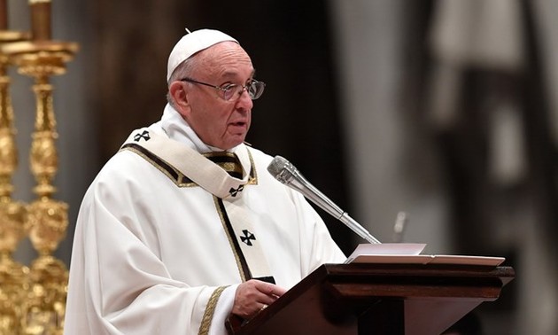 Папа Римский Франциск призвал приложить все усилия для достижения мира в Сирии