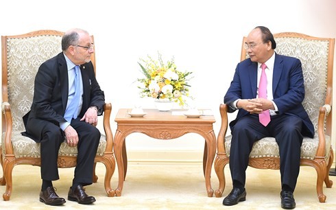 Премьер Вьетнама Нгуен Суан Фук принял министра иностранных дел Аргентины