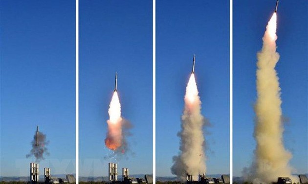 КНДР опубликовала фотографии учений с запуском новых тактических управляемых ракет 