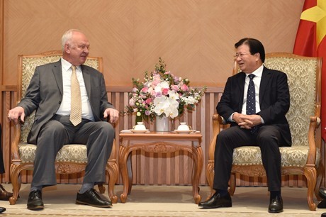 Вьетнам и Россия поощряют сотрудничество между предприятиями двух стран