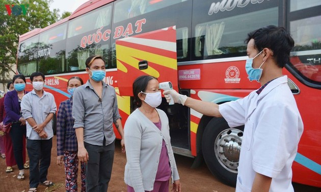 Вьетнамцы поддерживают Указ премьер-министра страны №16 «О противодействии эпидемии Covid-19»