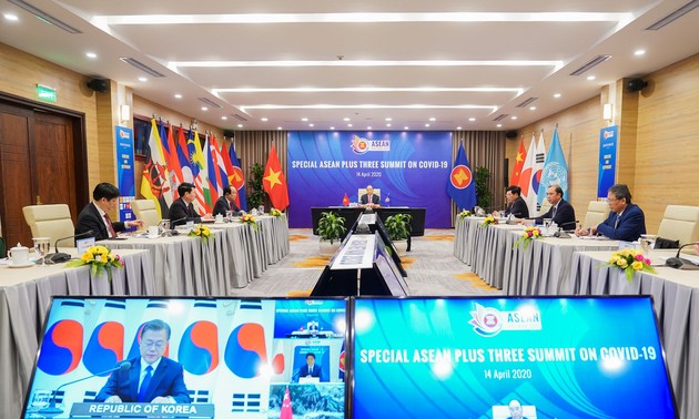 Руководители стран и международных организаций высоко оценили роль Вьетнама в проведении специальных саммитов АСЕАН и АСЕАН+3 по Covid-19