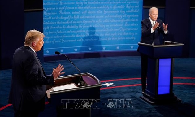 Первые предвыборные теледебаты между Трампом и Байденом оказались напряженными