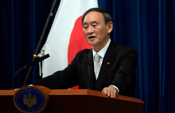 Японские СМИ освещают визит премьер-министра Суги Ёсихидэ во Вьетнам