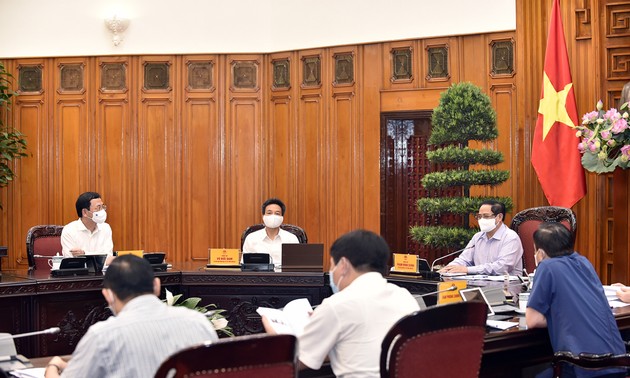 Премьер-министр Фам Минь Тинь: деятельность СМИ должна быть направлена на защиту Отечества
