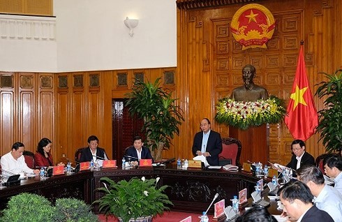 베트남 정부 고위급 관리자, 최고인민검찰원 지도자와 회의