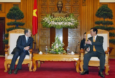 PM Vietnam, Nguyen Tan Dung  menerima mantan Presiden  Komis Eropa, Romano Prodi