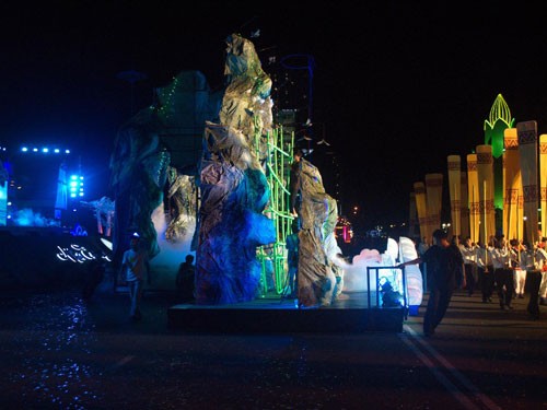 Aktiitas-aktivitas  dilakukan  pada Festival Laut Nha Trang - 2013.