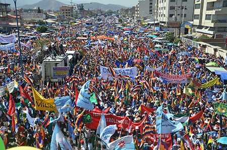 Pertemuan Puncak  melawan Imperialisme di Bolivia