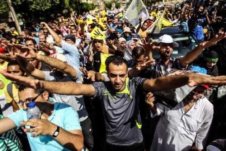  Mesir: Polisi mengeluarkan ultimatum terhadap kaum demonstran Islam