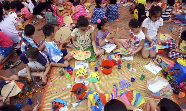 Pesta Topeng  Kertas Festival Medio Musim Rontok-Membawa nilai tradisional bagi para anak kota Hanoi