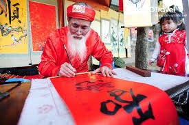 Adat memohon aksara dan memberi aksara pada awal tahun baru 