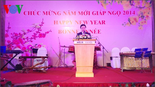 Вьетнамская дипломатия достигла больших успехов в 2013 году