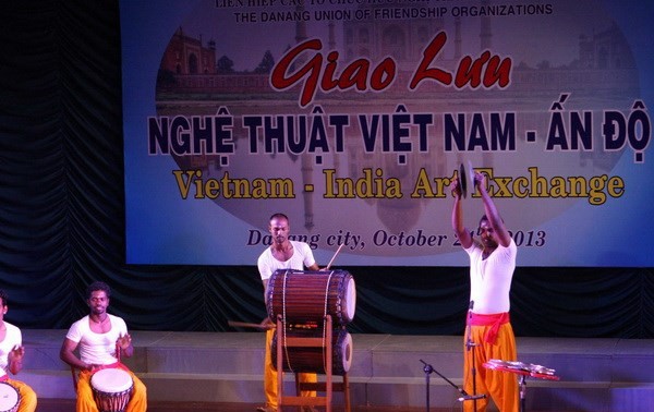 Во Вьетнаме отпраздновали День республики Индия