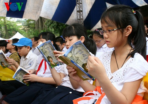 День книг: развитие культуры чтения во Вьетнаме