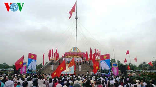 Во Вьетнаме празднуют День освобождения Южного Вьетнама и воссоединения страны