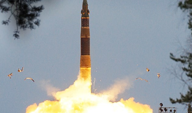 Российские военные провели учения с пуском баллистических ракет