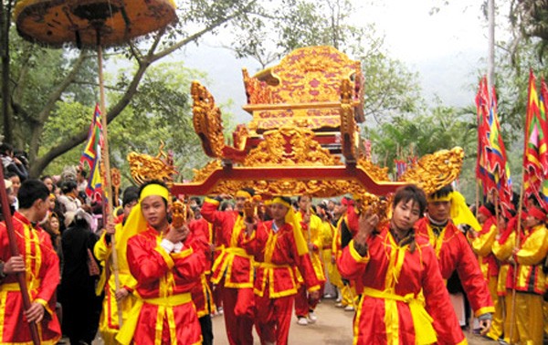 Фестиваль Жонга – символ стремления вьетнамского народа к свободе
