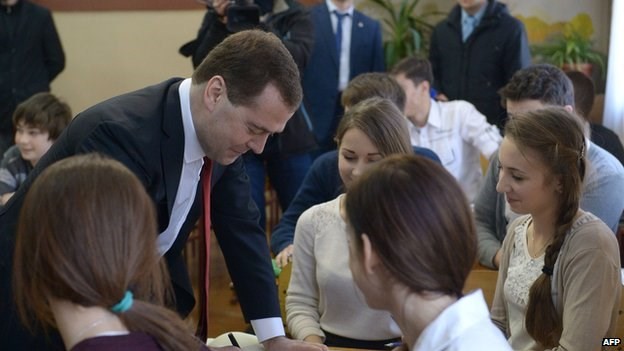 Премьер-министр РФ Дмитрий Медведев посещает Крым