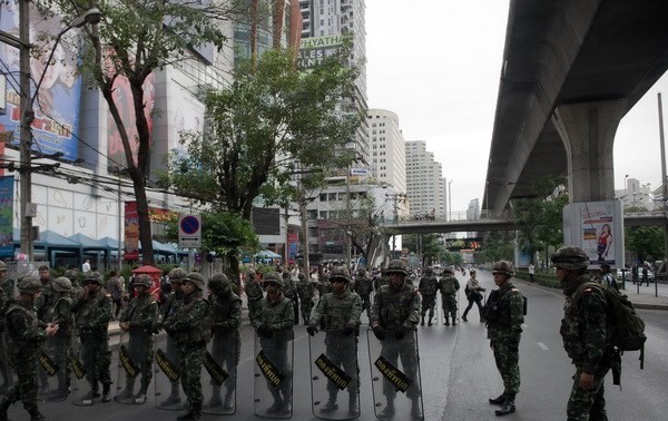 Таиланд: полицейские задержали нарушителей запрета политических собраний
