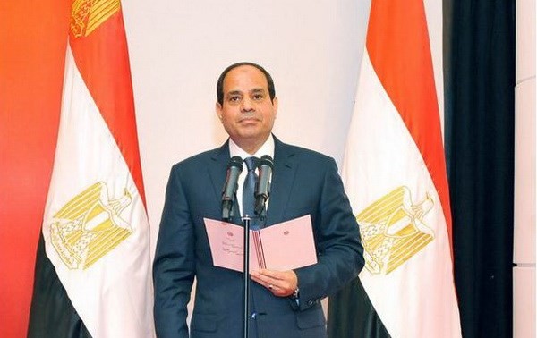 Новый президент Египта обязался проявлять нетерпимость к насилию