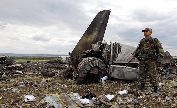 Украина заявила о 49 жертвах самолета, сбитого под Луганском