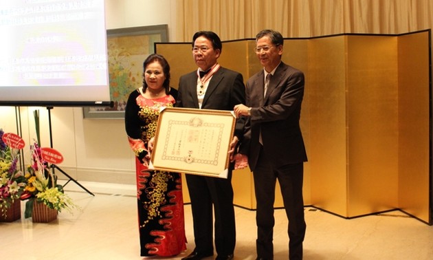 Председатель Общества вьетнамо-японской дружбы награжден орденом Восходящего солнца