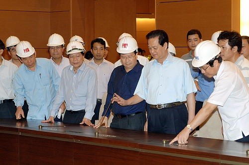 Премьер СРВ проверил ситуацию с реализацией проекта строительства нового здания парламента