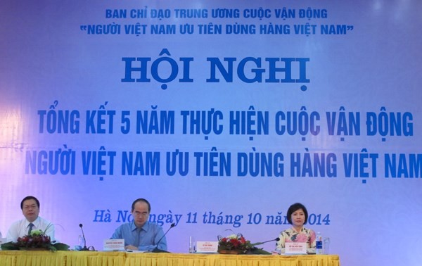 К 2020 году 90% вьетнамского населения будет предпочитать товары отечественного производства