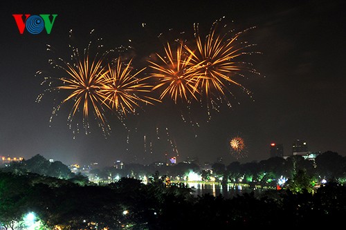 В Ханое прошли своеобразные мероприятия в честь Дня освобождения столицы