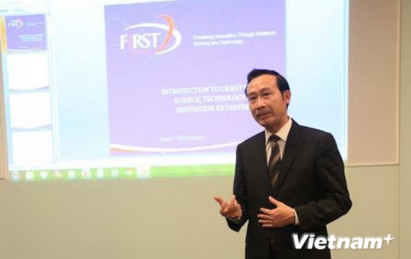 Презентация проекта «FIRST» в кругу вьетнамских интеллигентов в Великобритании
