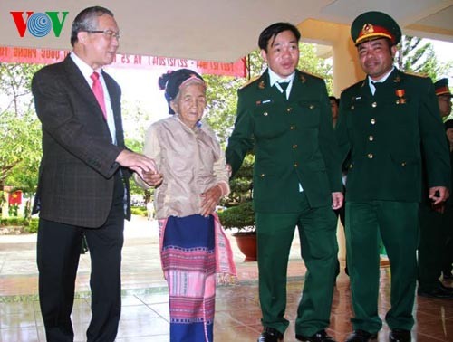 Во Вьетнаме проходит ряд мероприятий в честь 70-летия Вьетнамской народной армии