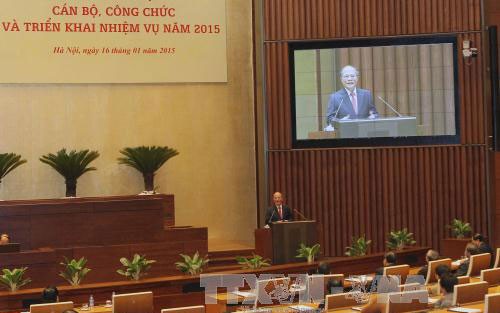 Председатель Национального собрания СРВ поручил задачи парламентской канцелярии на 2015 год