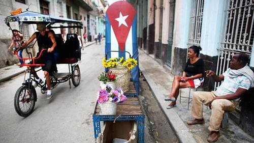 США смягчат санкции в отношении Кубы