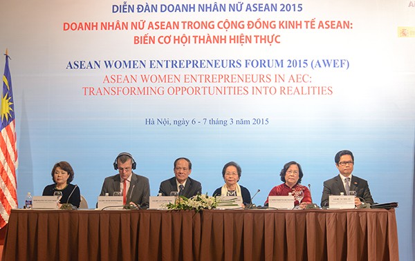Женщины-предприниматели стран АСЕАН в 2015 году: превращение шансов в реальность