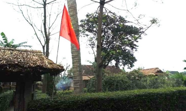Повторное посещение дома-музея генерала Во Нгуен Зяпа во вторую весну после его кончины