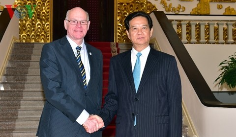 Премьер-министр Вьетнама Нгуен Тан Зунг принял спикера германского парламента Норберта Ламмерта
