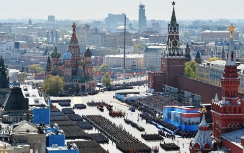Мировые лидеры поздравили Россию с 70-летием Победы в ВОВ