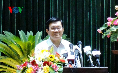 Президент Вьетнама Чыонг Тан Шанг встретился с избирателями г.Хошимина