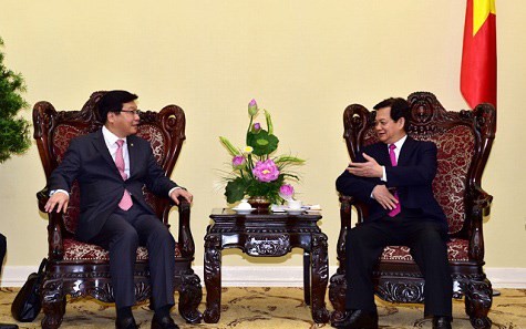 Премьер Вьетнама принял замминистра стратегии и финансов Южной Кореи