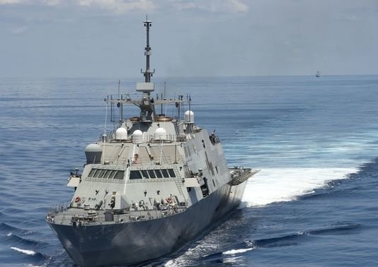 США проинформировали страны АСЕАН об отправке военных кораблей в Восточное море