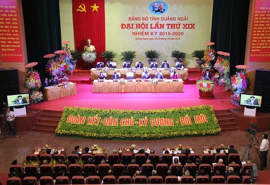 Открылась 19-я партконференция провинции Куангнгай на период 2015-2020 гг.