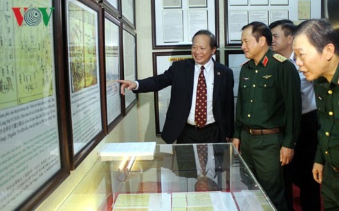 В Ханое проходит выставка карт и материалов, посвящённых вьетнамским архипелагам Хоангша и Чыонгша