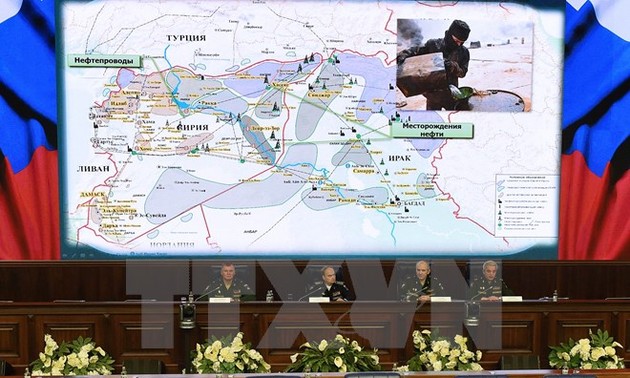 Россия показала кадры пересечения сирийско-турецкой границы бензовозами ИГ