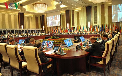 Премьер Вьетнама принимает участие в 11-м саммите «Азия-Европа»