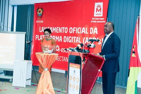 Вьетнам помогает Мозамбику внедрять ИТ в образование и подготовку кадров
